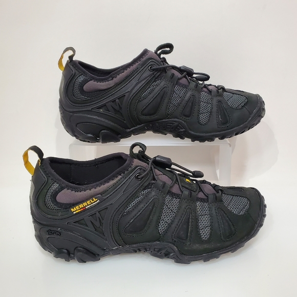 merrell chameleon black